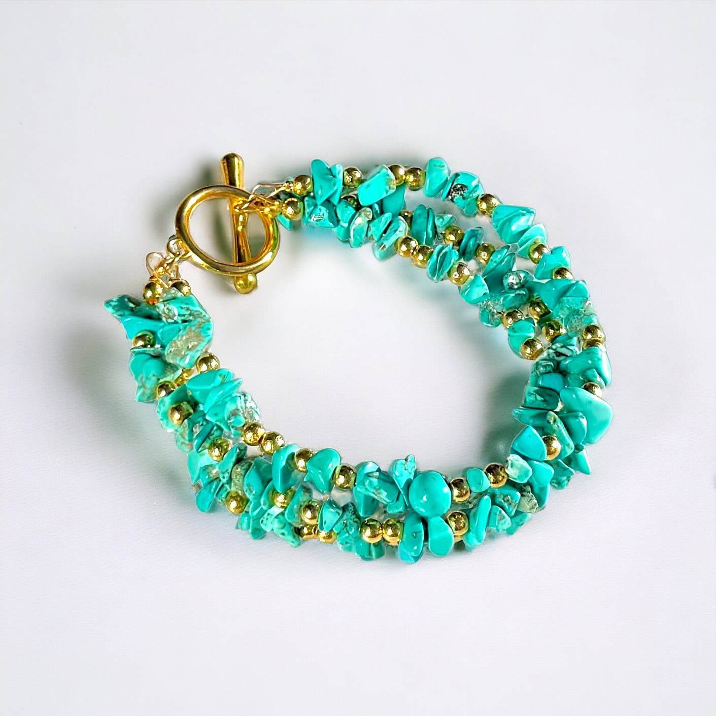 Howlite: Blue Serenity Cascade Bracelet Howlite: Blue Serenity Cascade Bracelet